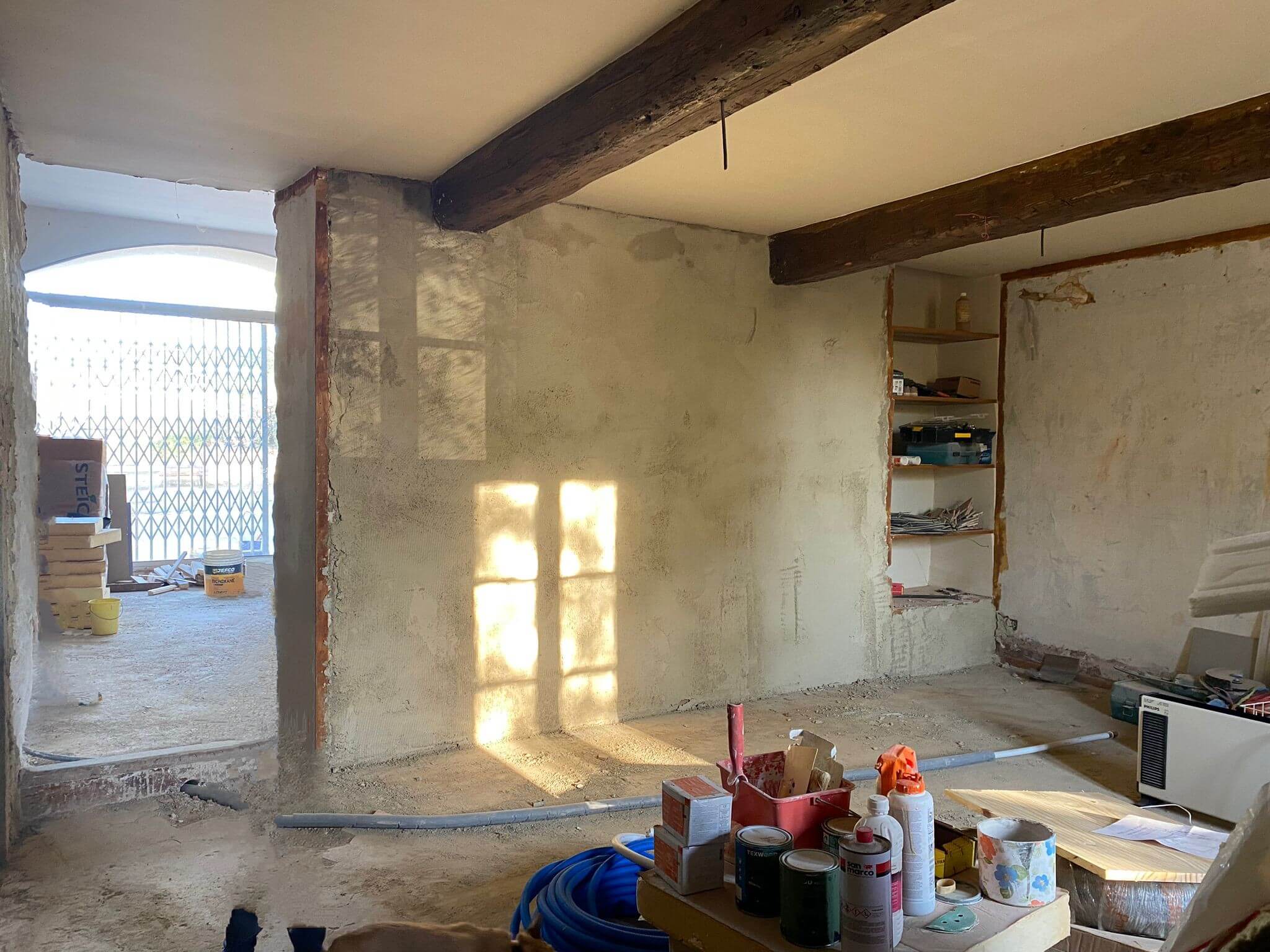 côté cuisine avant renovation